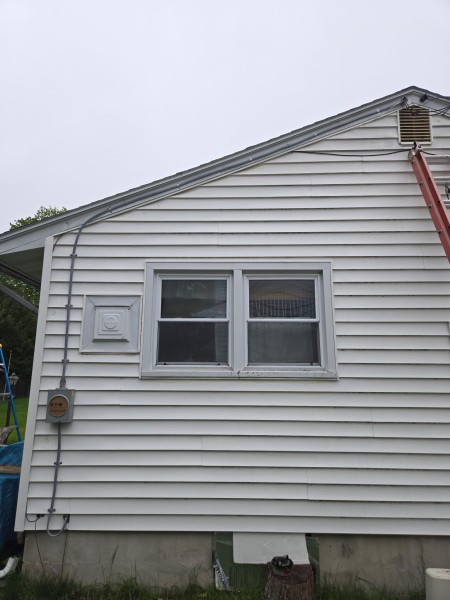 Exterior Main Entrance Cable & Meter Replacement in Camillus, NY (1)